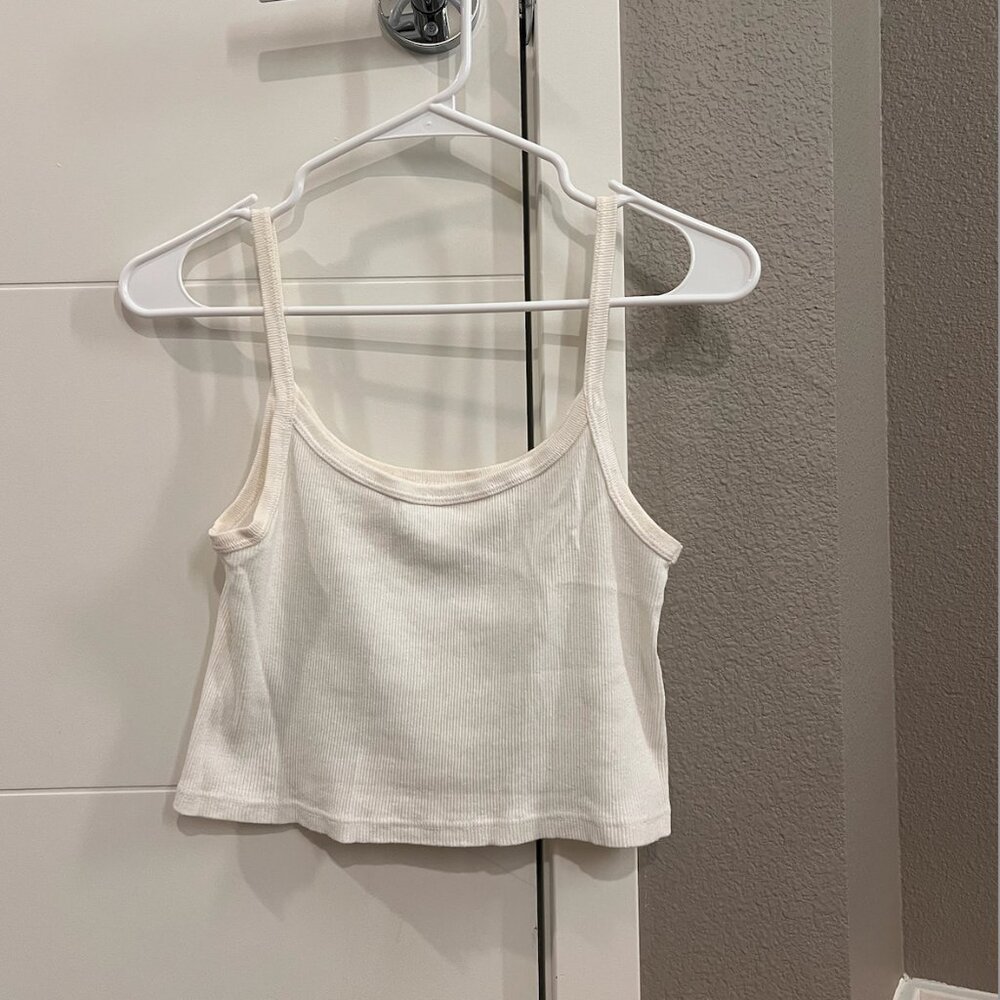 Brandy Melville Beyonca Crop Tank